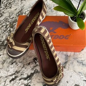 NWOT Rocketdog Kitten in Fudge